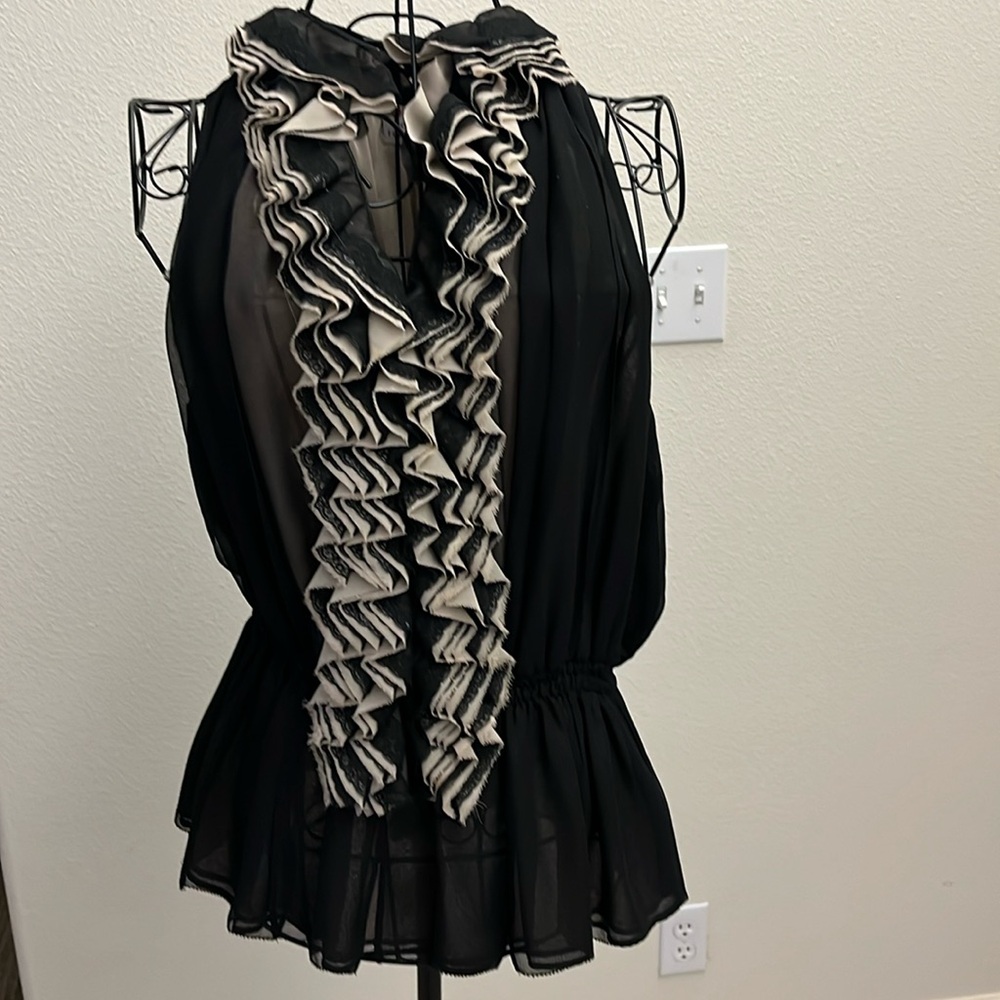NWOT Neumann Marcus by Target beautiful top